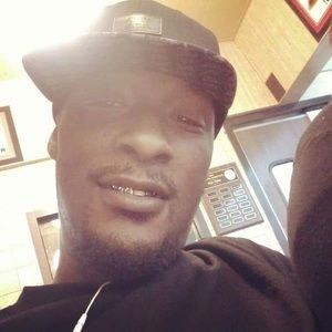 Meet your Posher, Zachary